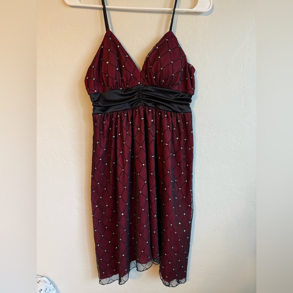 BCX Burgundy and 2000s Vintage Black Strapless Dress